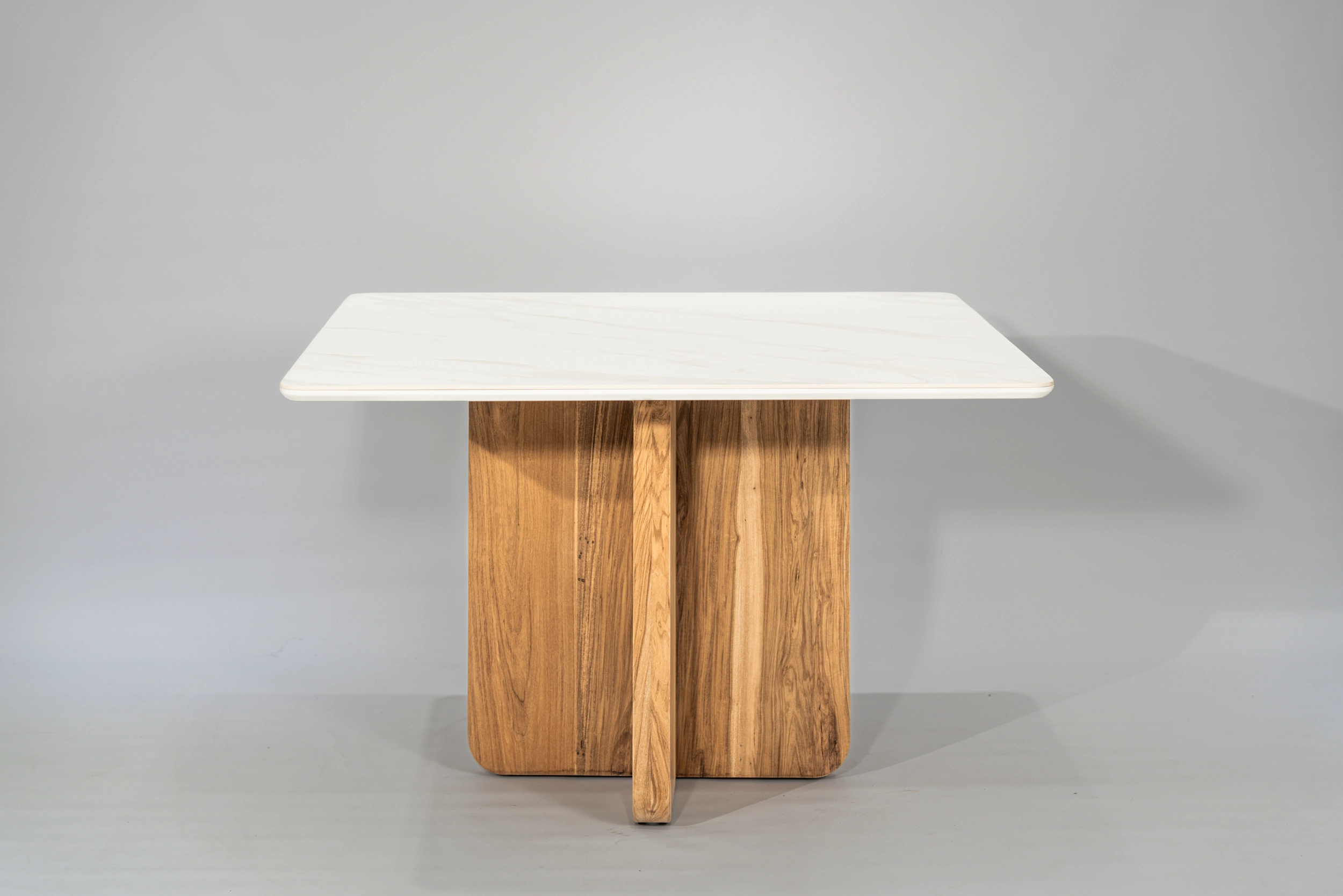 Mesa de Comedor «Alba»- PURASTONE PRIMA ®
