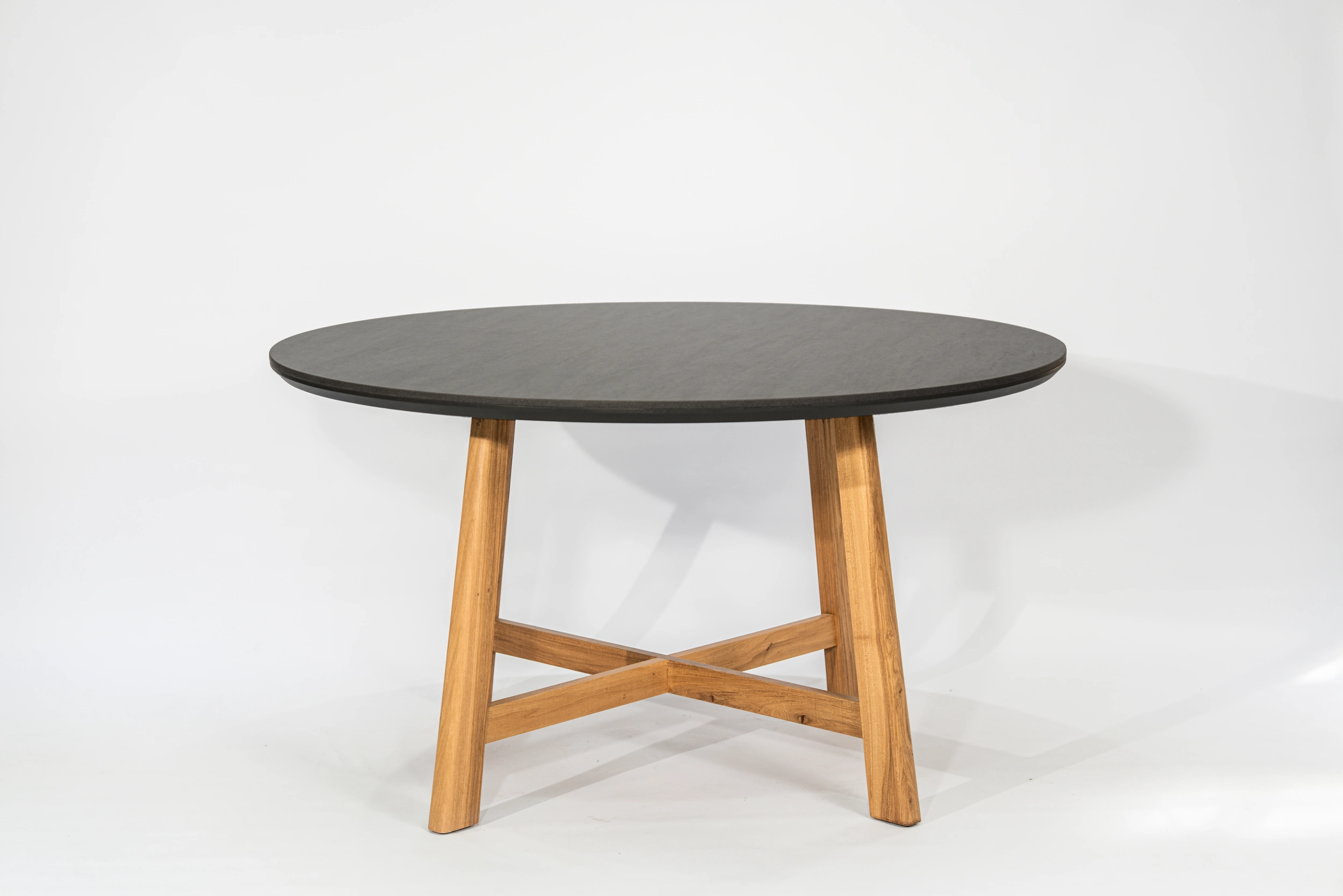 Mesa de Comedor «Cauce»- PURASTONE PRIMA ®