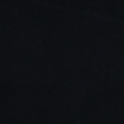 granito-negro-semiabsoluto Granito Negro Semiabsoluto de piedra natural en color negro uniforme, ideal para mesadas, islas, revestimientos y proyectos de arquitectura e interiorismo.