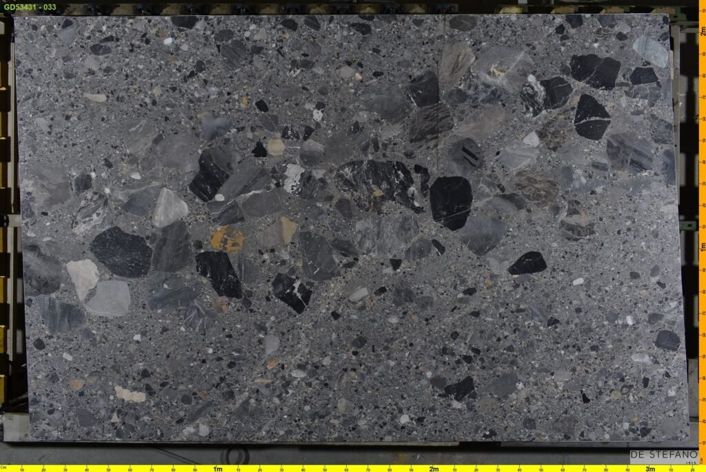 www.PicStone.com.br Granito piedra ceppo toscano chapa entera vista frontal