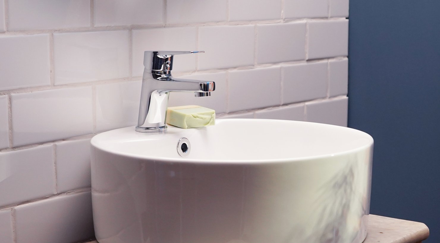 Grifería Baño Monocomando Bajo – Mora - Alt