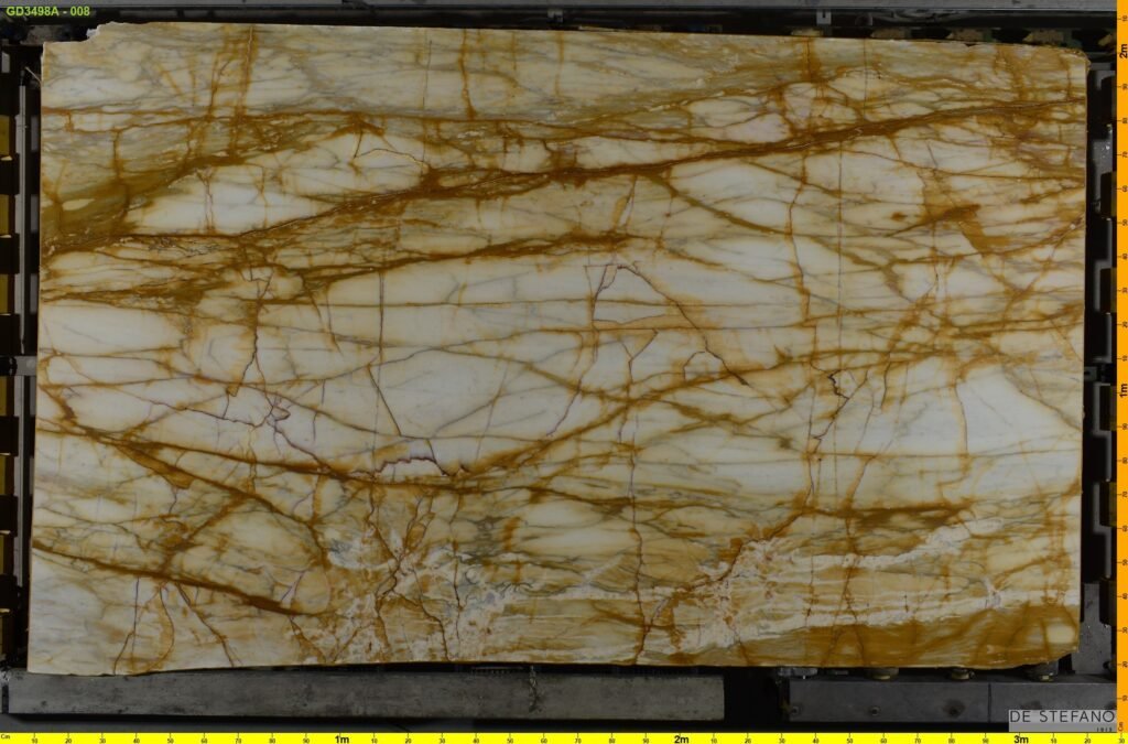 Mármol Giallo Di Sienna natural chapa completa vista frontal