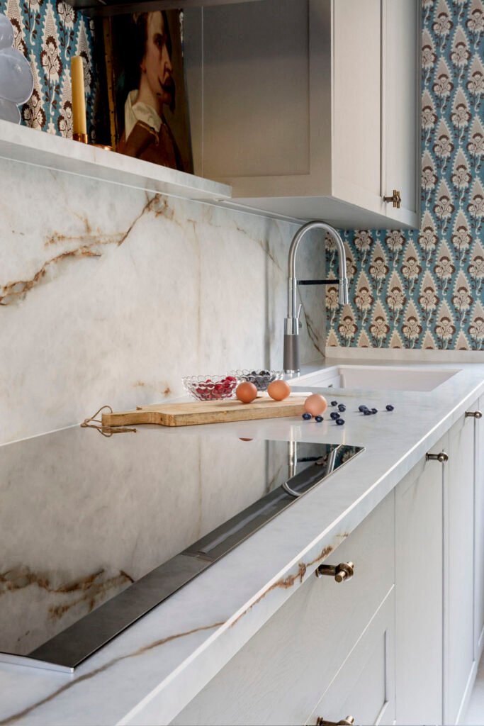 neolith-himalaya-crystal-piedra-sinterizada-mesada-cocina-y-revestimiento Neolith Himalaya Crystal, piedra sinterizada mesada cocina y revestimiento